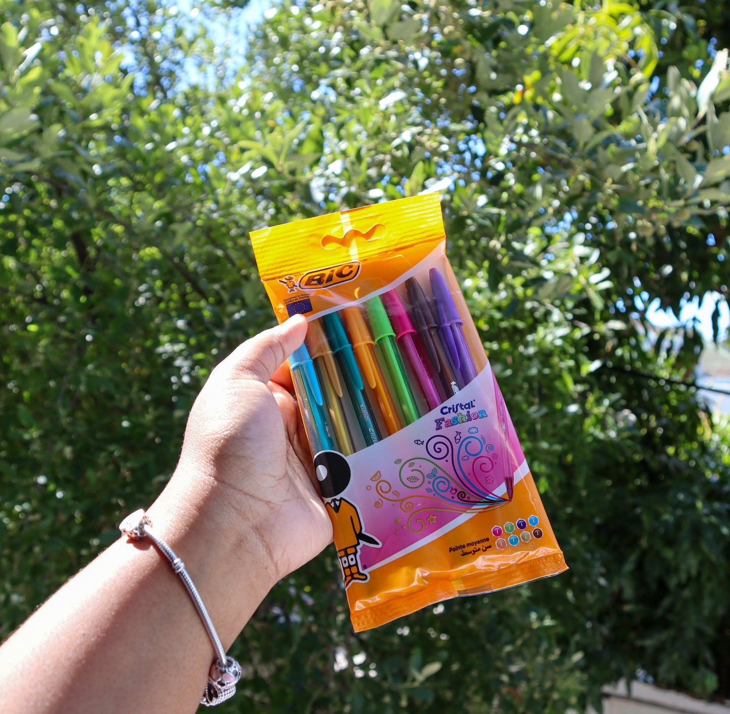8 x Colourful BIC Pens